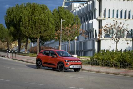 Nuevo Dacia Spring 2025: movilidad eléctrica asequible
