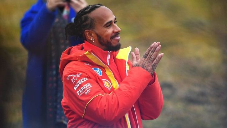 Hamilton describe su primer día al volante de un Ferrari como una experiencia inolvidable