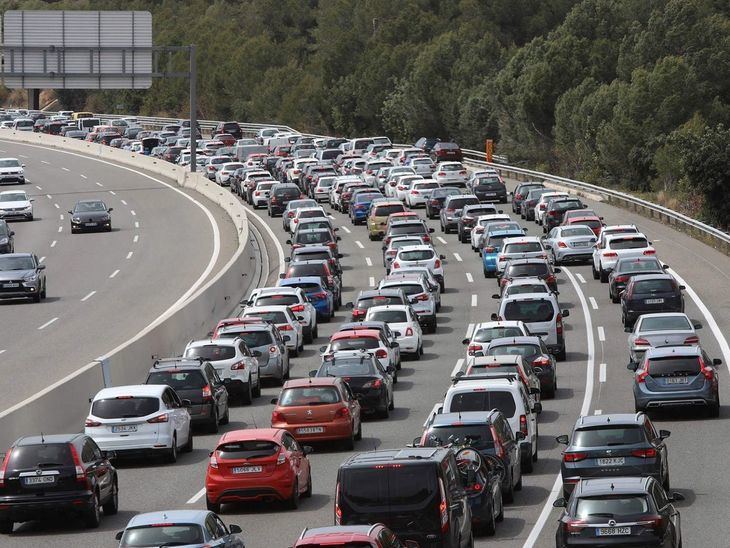 Tráfico prevé más de 15,8 millones de desplazamientos por carretera en Semana Santa