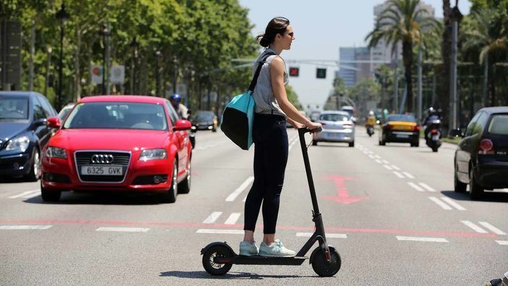 Ford se une a la moda de los patinetes