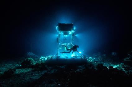 Peugeot colabora con Under The Pole en nuevas cápsulas submarinas para 2026