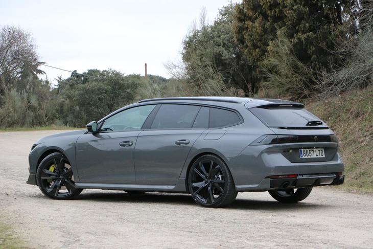 El Peugeot 508 PSE SW, el león hibrido de fuerte pegada