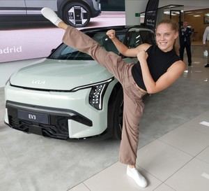 KIA democratiza la movilidad eléctrica con su nuevo modelo EV3 y precios competitivos