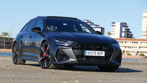Probamos el Audi RS 6 Performance: El familiar deportivo que conquista el paddock de MotoGP