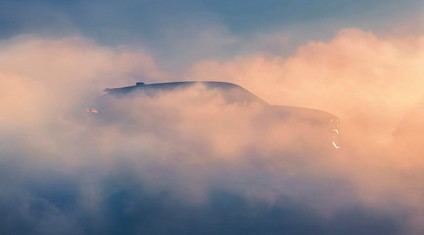 Renault lanza el crossover Filante, inspirado en el histórico Etoile Filante de 1956