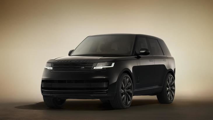 Presentación mundial del Range Rover SV Black en Goodwood 2025