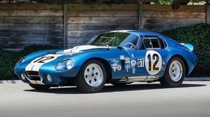 El Shelby Cobra Daytona que ha batido todos los récords: 42,9 millones de dólares por una leyenda de las carreras