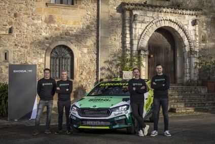 Skoda desvela su equipo para el Supercampeonato de Rallyes 2025