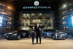 BYD acelera su estrategia global y se convierte en patrocinador del Manchester City