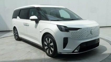 Nuevo EM90, el primer monovolumen eléctrico de Volvo