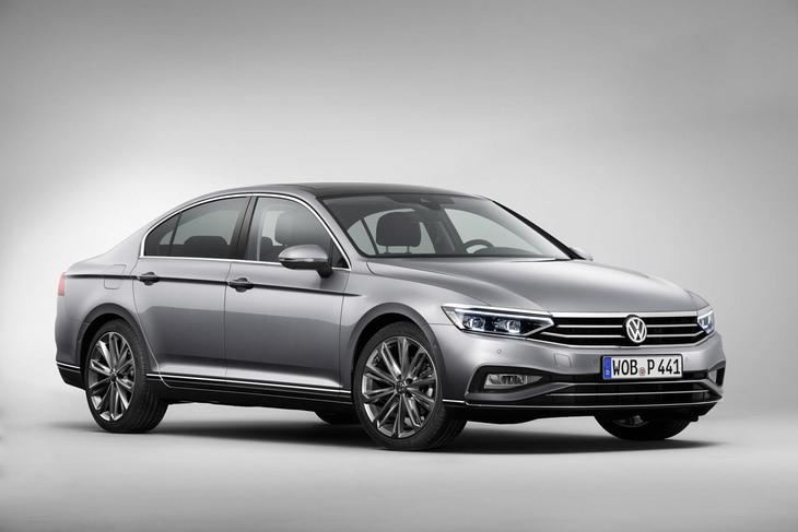 Nuevo VW Passat semiautónomo a velocidad de crucero