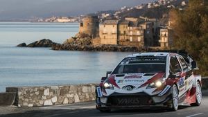 Loeb llega del desierto del Dakar al frío de los Alpes nevados