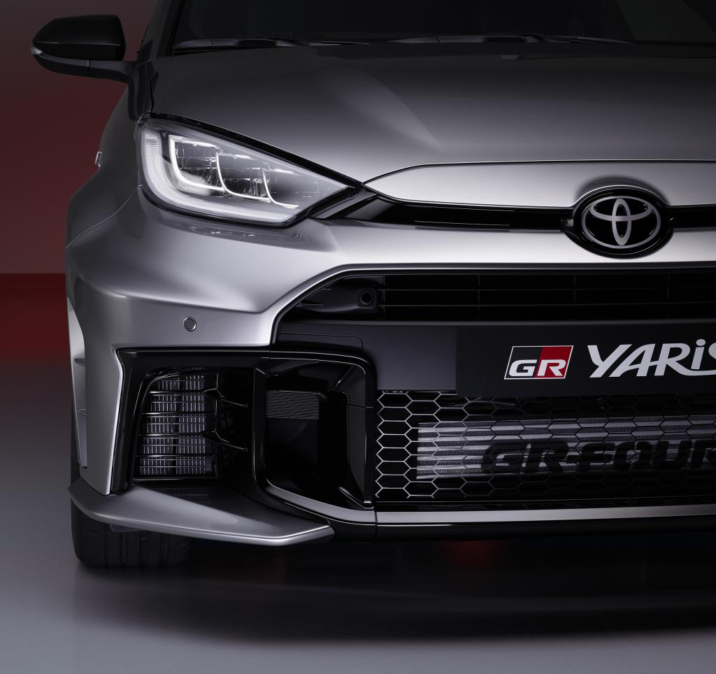 Nuevo Toyota GR Yaris 2024: Mejoras técnicas, diseño y estructurales para  una experiencia de conducción intensa