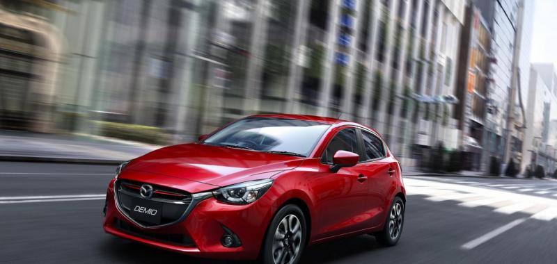 Mazda 2 2015