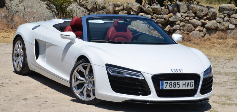 Audi_R8_Spyder_2014_Motorpoint