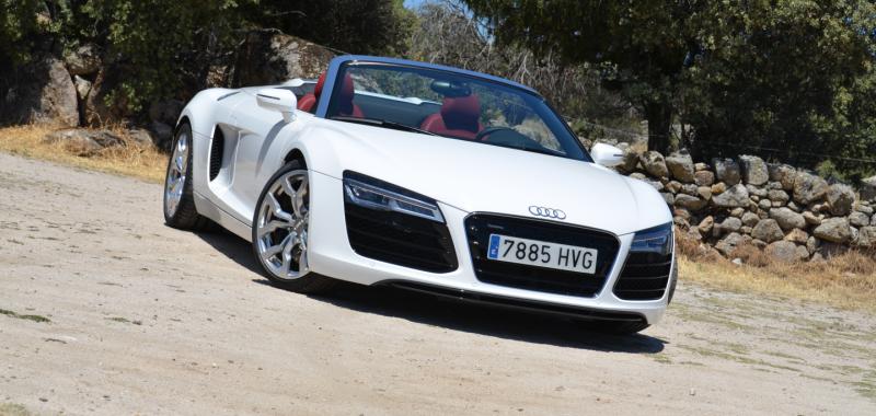 Audi_R8_Spyder_2014_Motorpoint