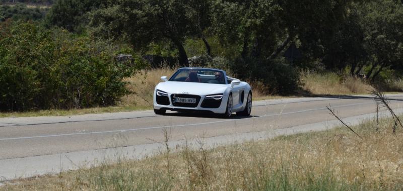 Audi_R8_Spyder_2014_Motorpoint