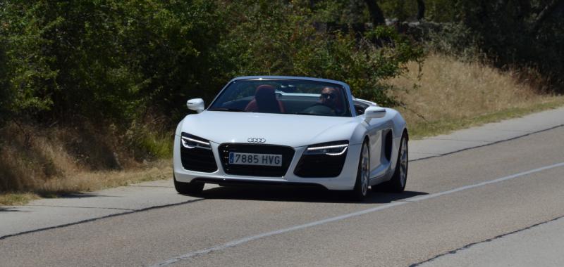 Audi_R8_Spyder_2014_Motorpoint