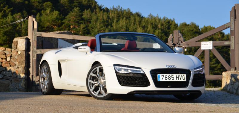 Audi_R8_Spyder_2014_Motorpoint