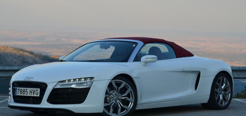 Audi_R8_Spyder_2014_Motorpoint