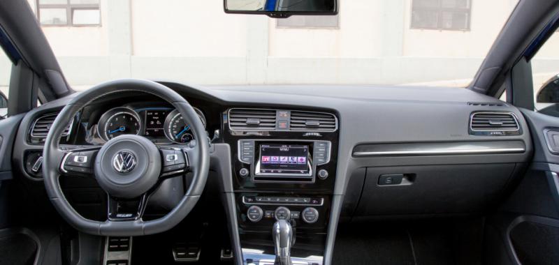 Interior Volkswagen Golf R