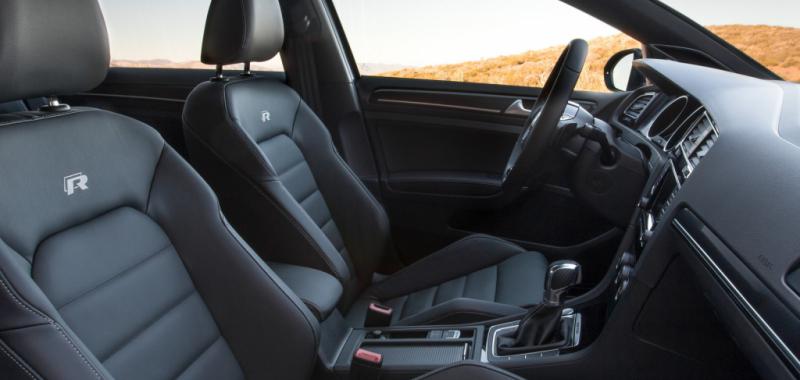 Interior Volkswagen Golf R