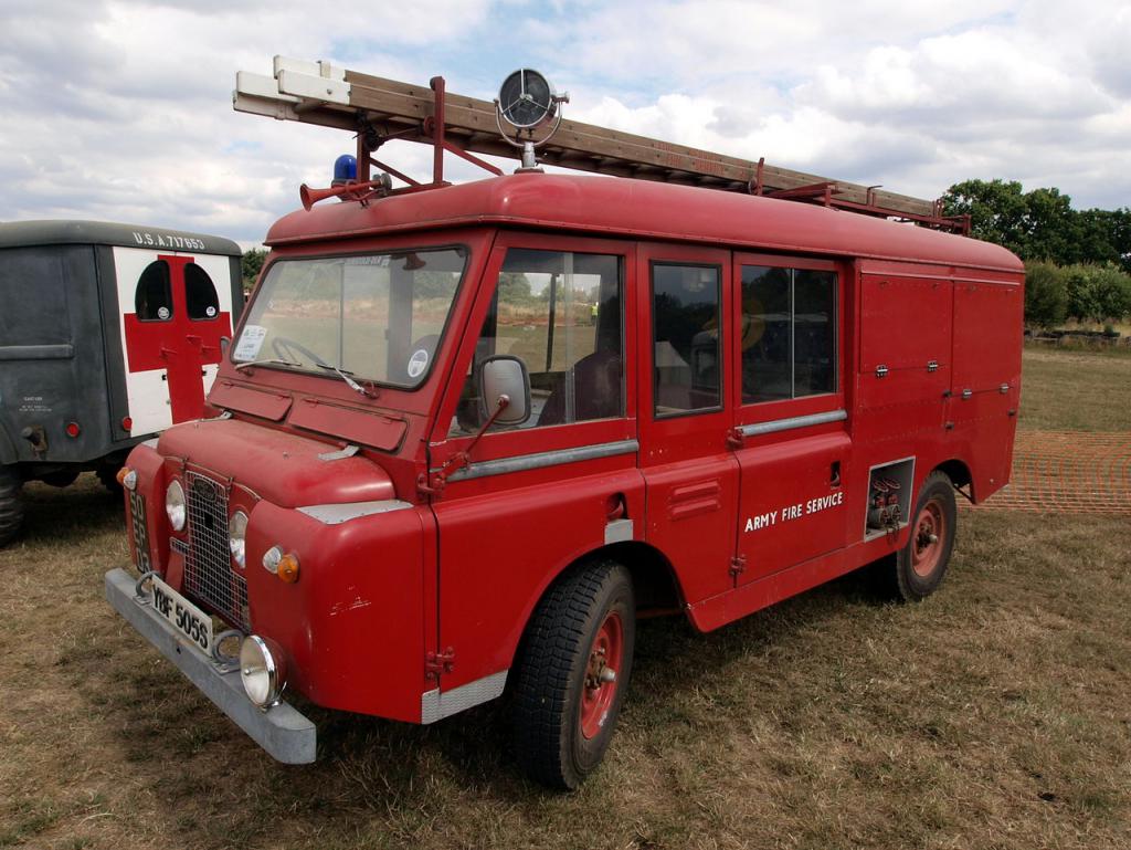 El Land Rover para el público civil | Revista de coches,