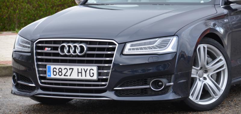 Audi S8