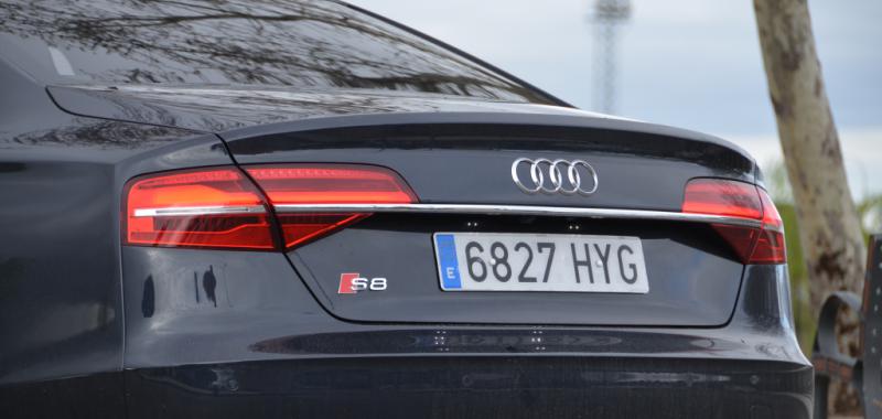Audi S8 detalle