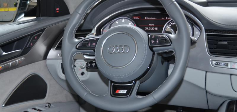 Audi S8 interior