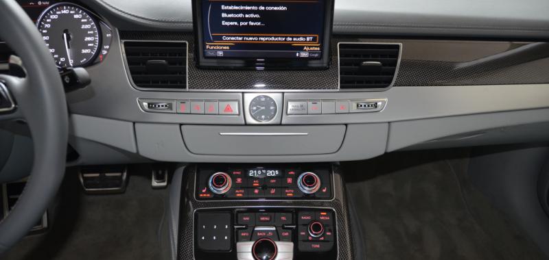Audi S8 interior