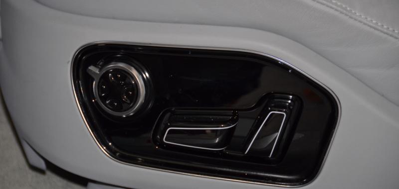 Audi S8 interior