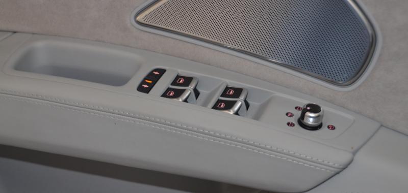 Audi S8 interior
