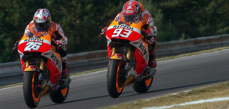 Pedrosa(26) y Márquez (93)