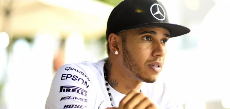 Hamilton se disculpa